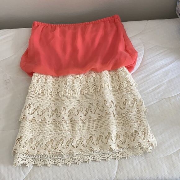 Windsor Strapless Mini S Crochet and Peach Color. - Picture 4 of 12